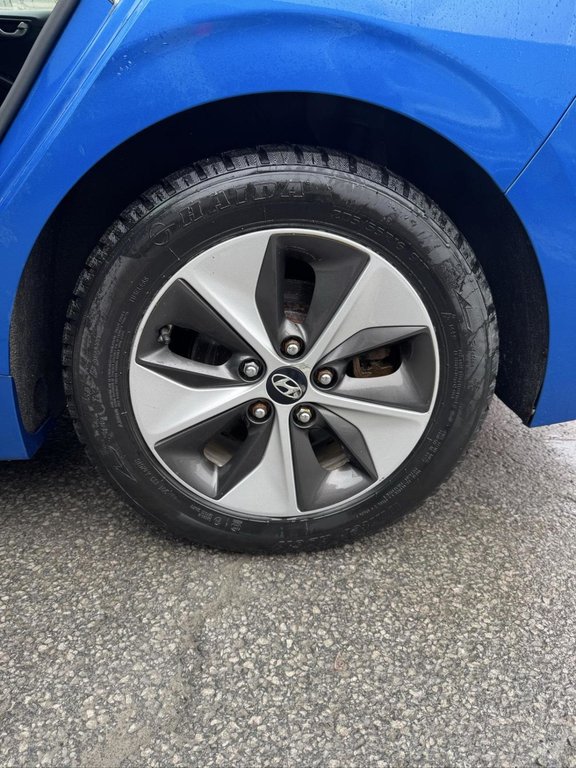 2018 Hyundai Ioniq Électrique Limited Navigation in Terrebonne, Quebec - 17 - w1024h768px