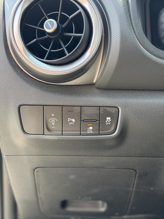 2023 Hyundai Kona Electric Preferred Caméra De Recul in Terrebonne, Quebec - 3 - w1024h768px