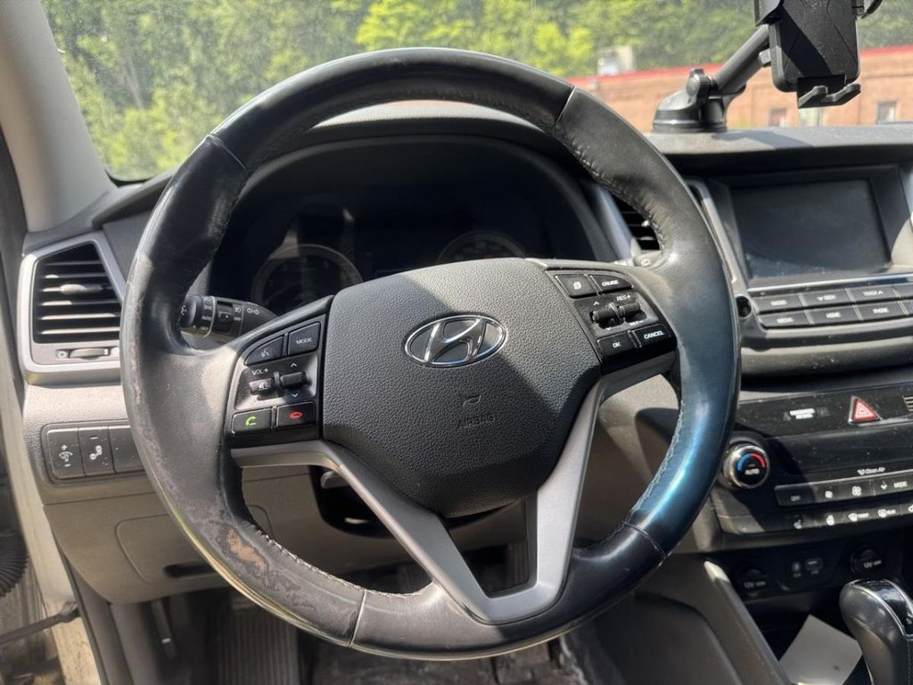 2018 Hyundai Tucson SE Cuir Toit Panoramique in Terrebonne, Quebec - 11 - w1024h768px