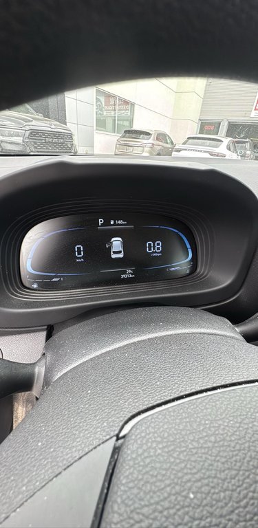 Hyundai Venue Essential Caméra De Recul Bas Kilométrage 2023 à Terrebonne, Québec - 12 - w1024h768px