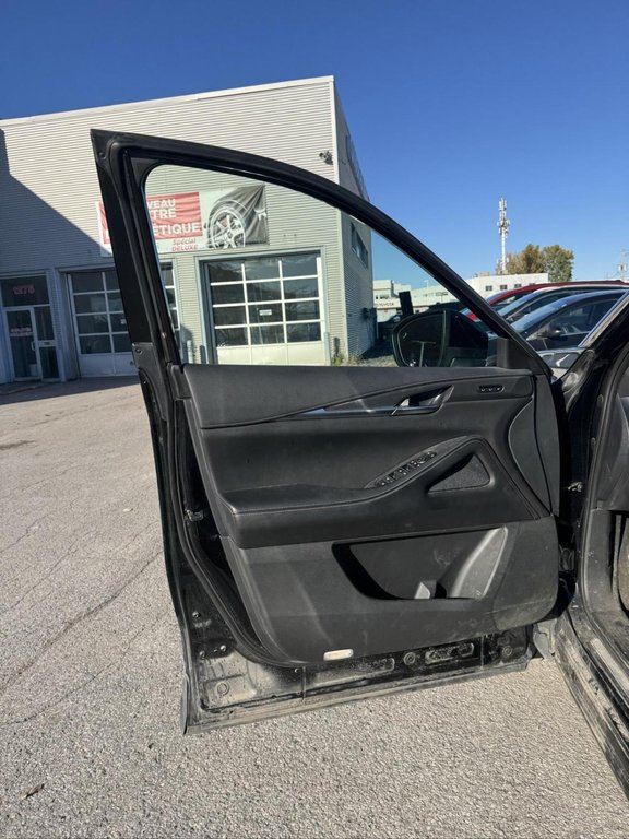 Infiniti QX60 LUXE Toit Panoramique Bas Kilométrage 2024 à Terrebonne, Québec - 7 - w1024h768px
