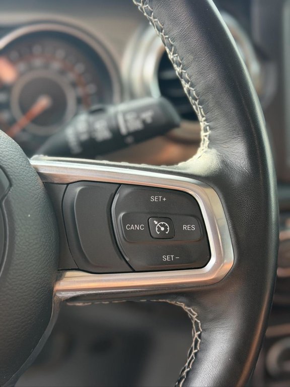 2021 Jeep Wrangler Unlimited Sahara in Terrebonne, Quebec - 11 - w1024h768px