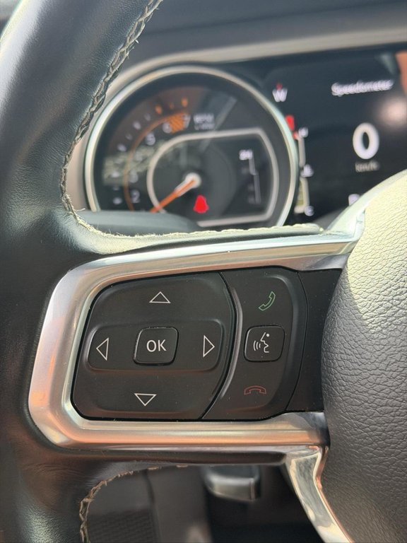 2021 Jeep Wrangler Unlimited Sahara in Terrebonne, Quebec - 10 - w1024h768px