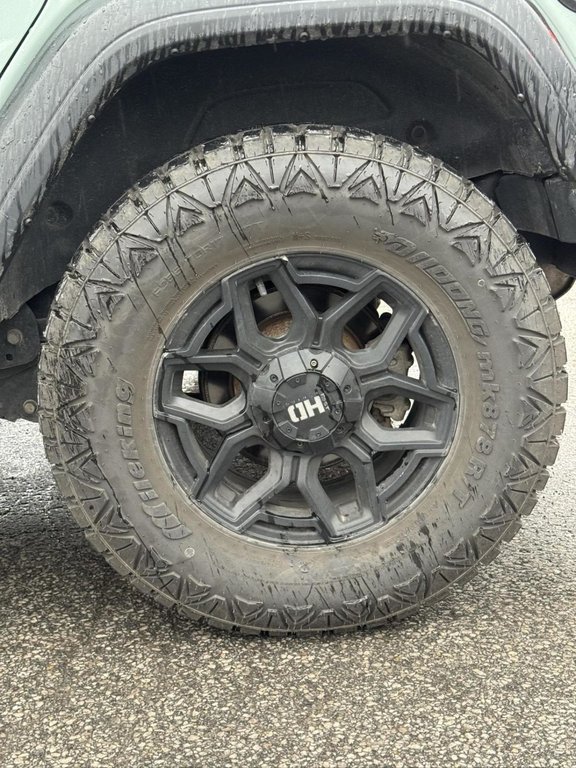 Jeep Wrangler Sport S 2 Toit Bas Kilométrage 2023 à Terrebonne, Québec - 17 - w1024h768px