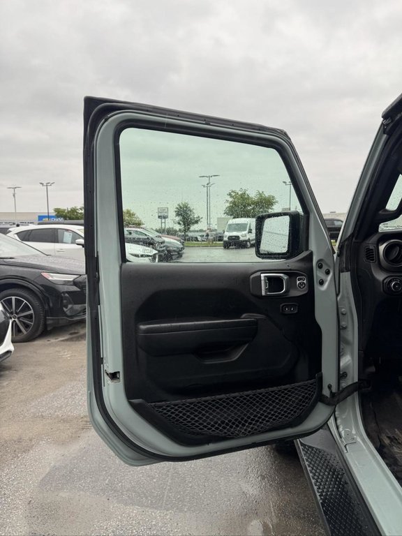 Jeep Wrangler Sport S 2 Toit Bas Kilométrage 2023 à Terrebonne, Québec - 7 - w1024h768px