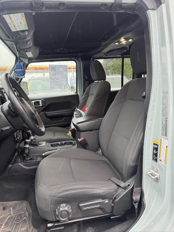Jeep Wrangler Sport S 2 Toit Bas Kilométrage 2023 à Terrebonne, Québec - 8 - w1024h768px