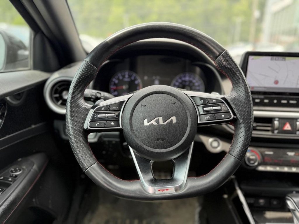 2022 Kia Forte GT Limited in Terrebonne, Quebec - 20 - w1024h768px