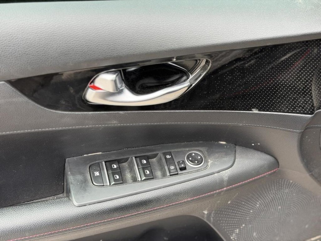 2022 Kia Forte GT Limited in Terrebonne, Quebec - 7 - w1024h768px