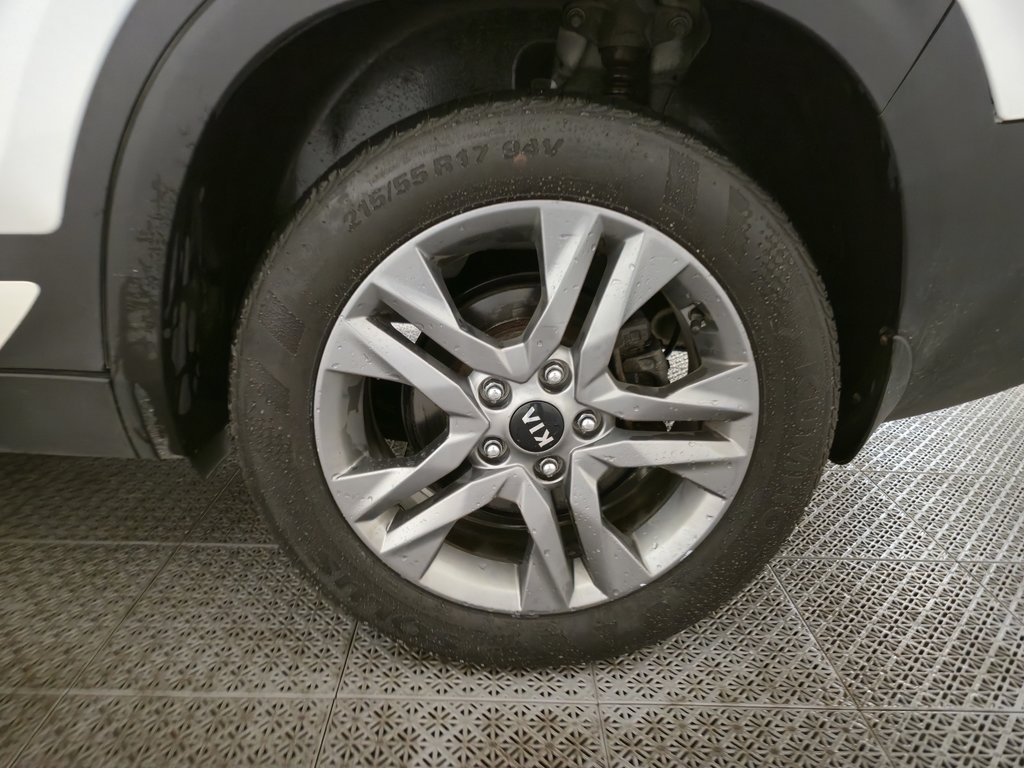 Kia Seltos EX AWD Cuir Toit Ouvrant Bas Kilométrage 2021 à Terrebonne, Québec - 23 - w1024h768px