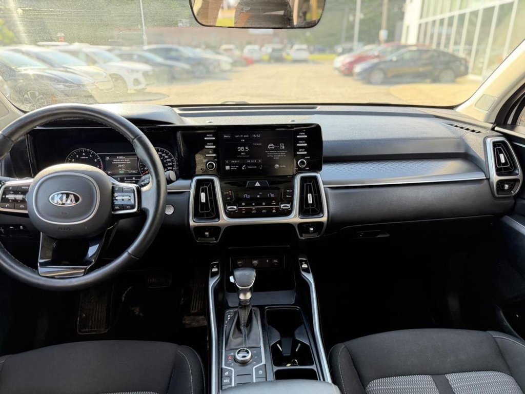 2021 Kia Sorento LX Premium AWD in Terrebonne, Quebec - 19 - w1024h768px