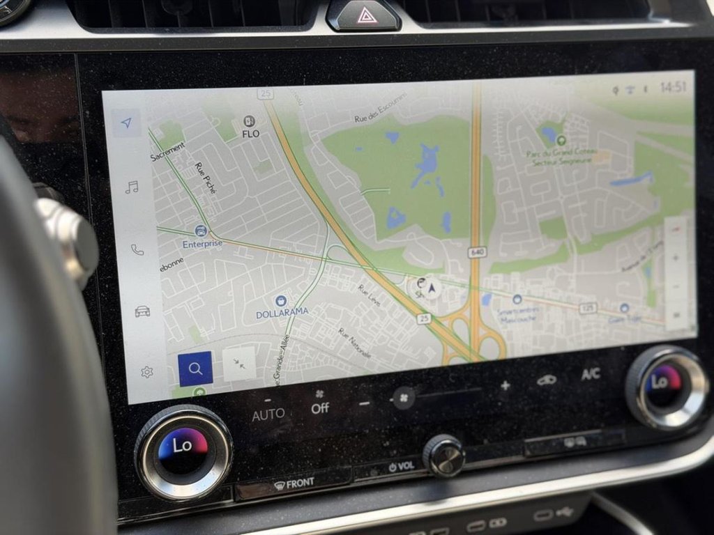Lexus RZ RZ 450e Luxe Bas Kilométrage AWD 2023 à Terrebonne, Québec - 15 - w1024h768px