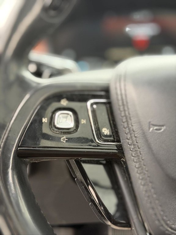 2020 Lincoln Aviator Reserve in Terrebonne, Quebec - 11 - w1024h768px