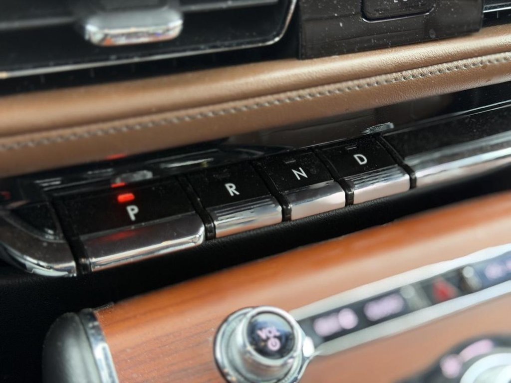 2020 Lincoln Aviator Reserve in Terrebonne, Quebec - 17 - w1024h768px
