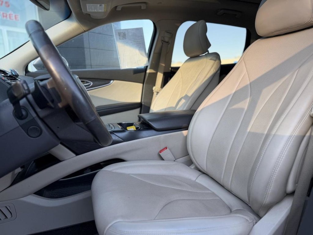 Lincoln Nautilus Reserve AWD Toit Panoramique Bas Kilométrage 2019 à Terrebonne, Québec - 9 - w1024h768px