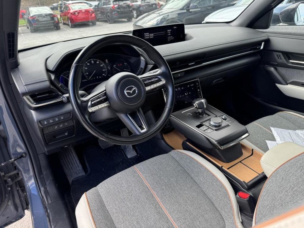 Mazda MX-30 EV GT Bas Kilométrage Navigation 2022 à Terrebonne, Québec - 10 - w1024h768px