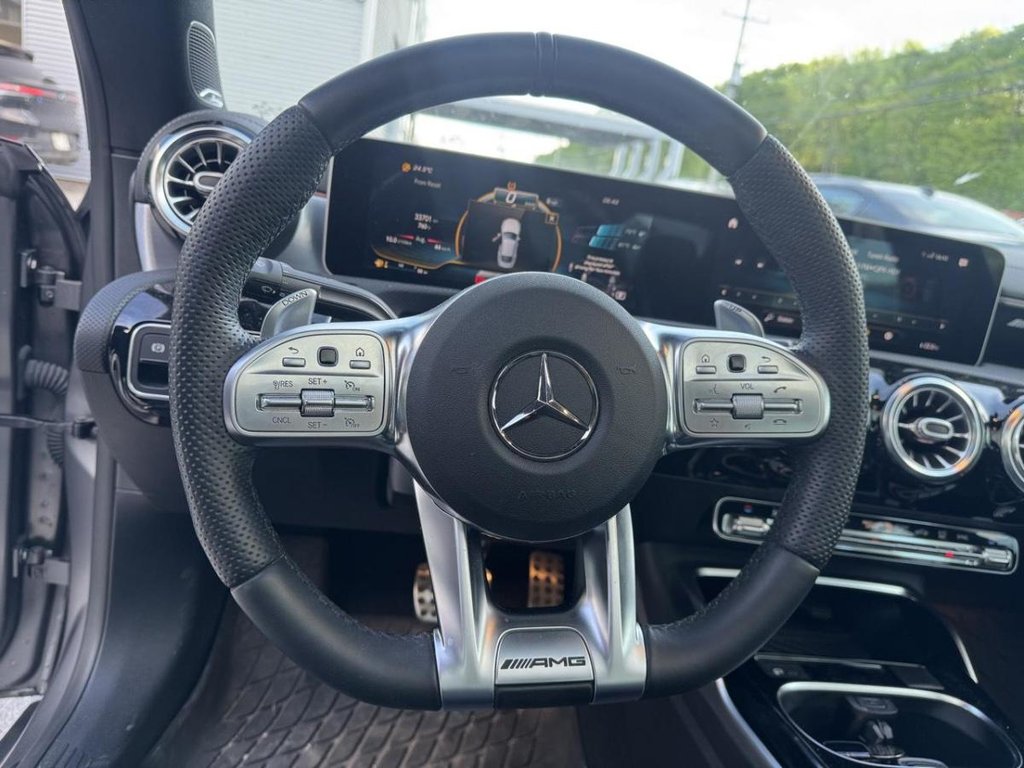 2020 Mercedes-Benz CLA AMG CLA 45 Bas Kilométrage in Terrebonne, Quebec - 11 - w1024h768px