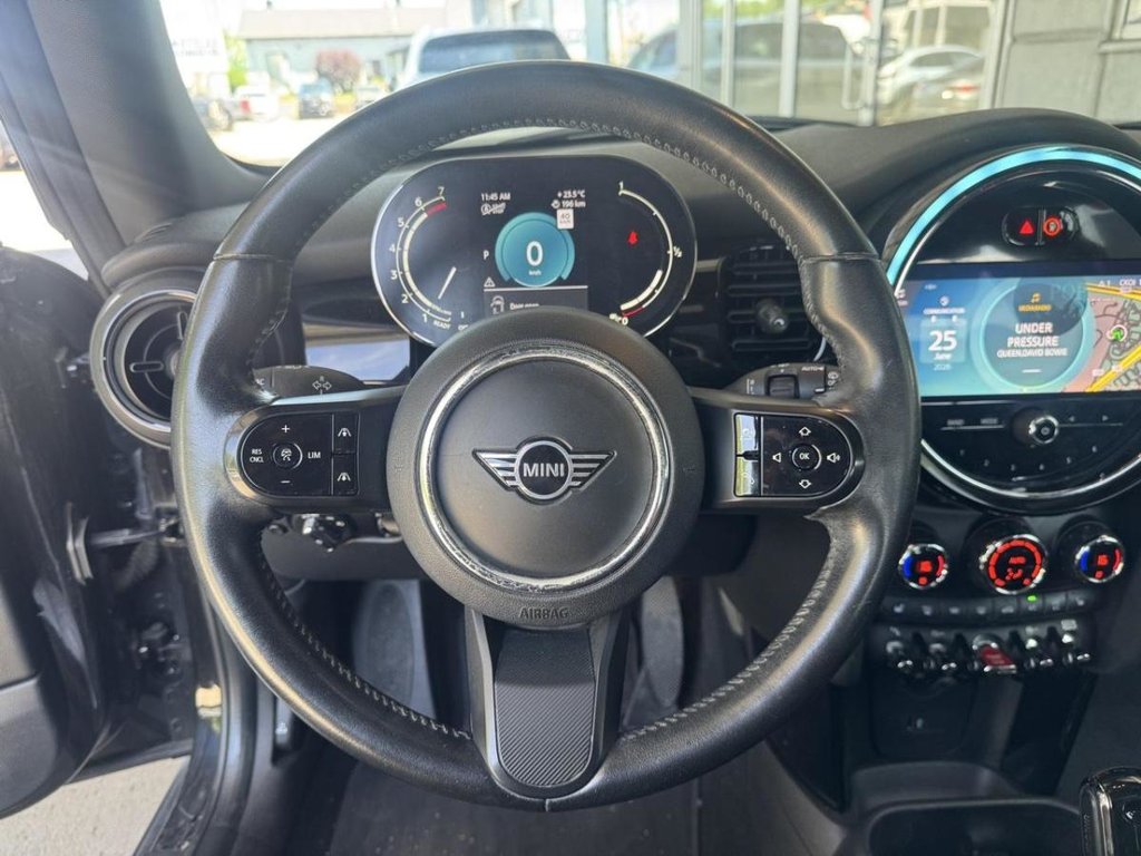 MINI 3 Door Cooper S Toit Panoramique Bas Kilométrage 2022 à Terrebonne, Québec - 10 - w1024h768px