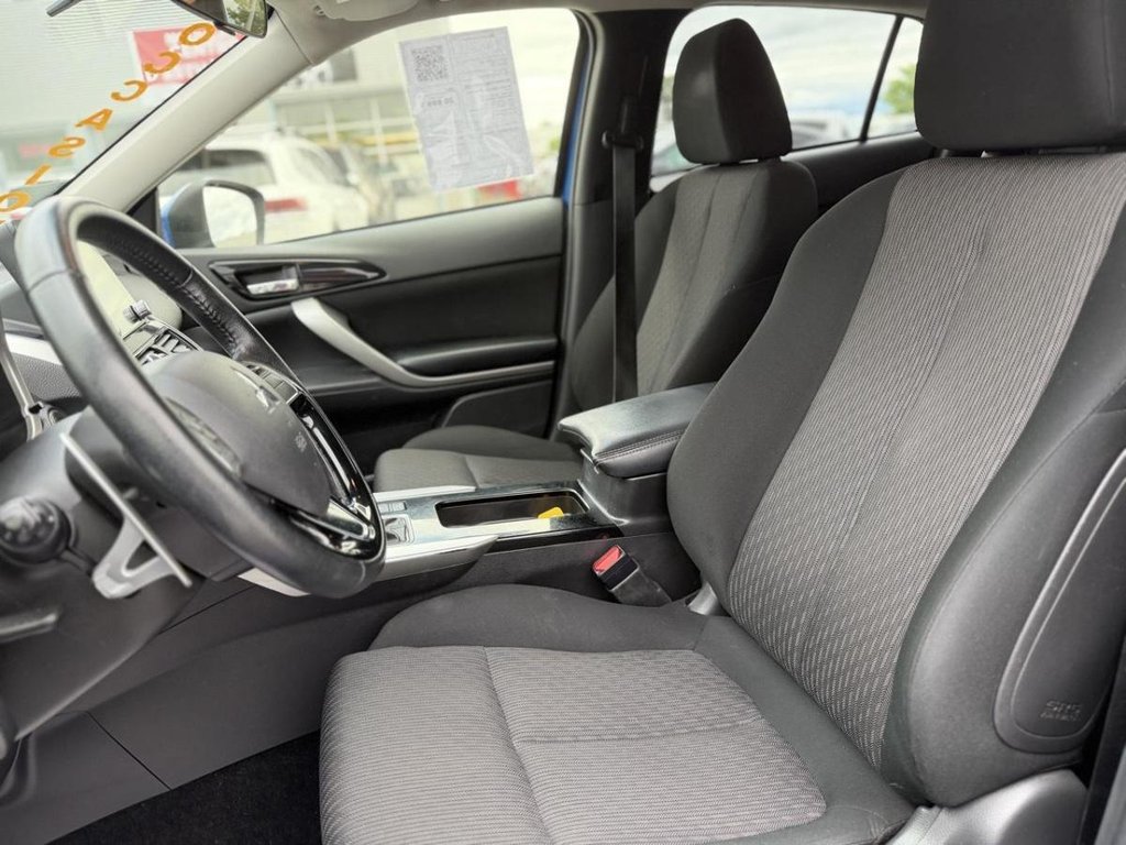 Mitsubishi Eclipse Cross SE AWD 2024 à Terrebonne, Québec - 8 - w1024h768px