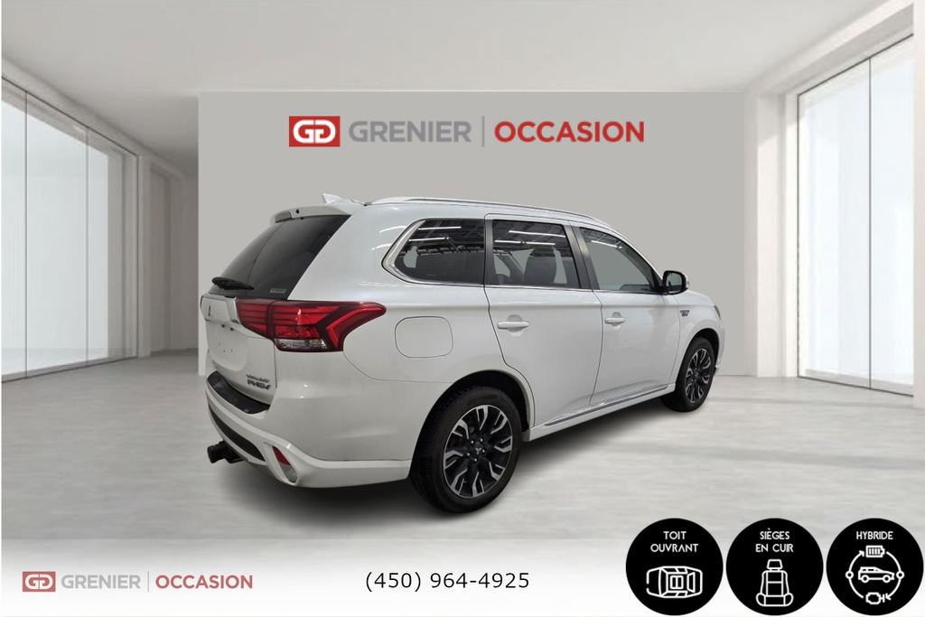 2018 Mitsubishi OUTLANDER PHEV SE Cuir Toit Ouvrant AWD in Terrebonne, Quebec - 7 - w1024h768px