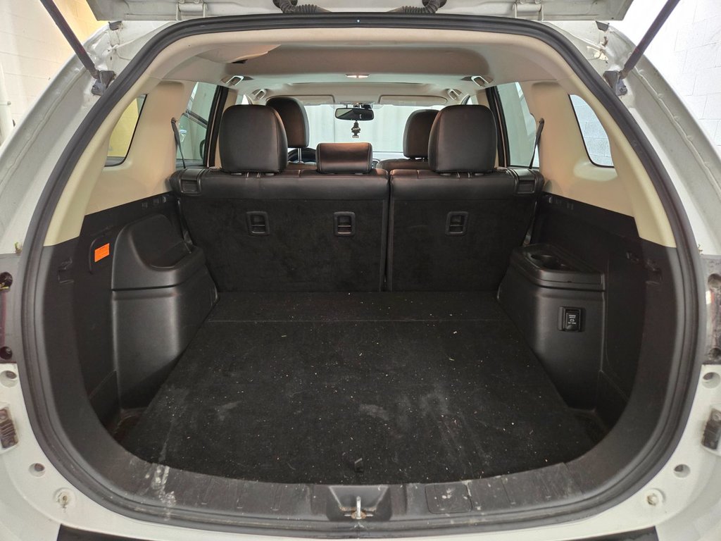 2018 Mitsubishi OUTLANDER PHEV SE Cuir Toit Ouvrant AWD in Terrebonne, Quebec - 21 - w1024h768px