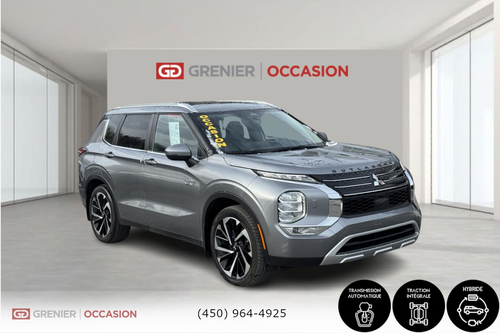 2023 Mitsubishi Outlander PHEV SEL AWD Toit Panoramique Cuir in Terrebonne, Quebec - 1 - w1024h768px