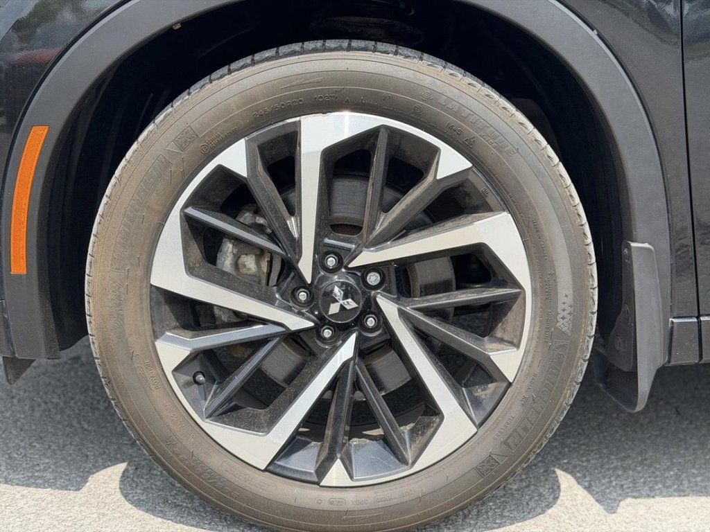 2023 Mitsubishi Outlander PHEV GT in Terrebonne, Quebec - 22 - w1024h768px