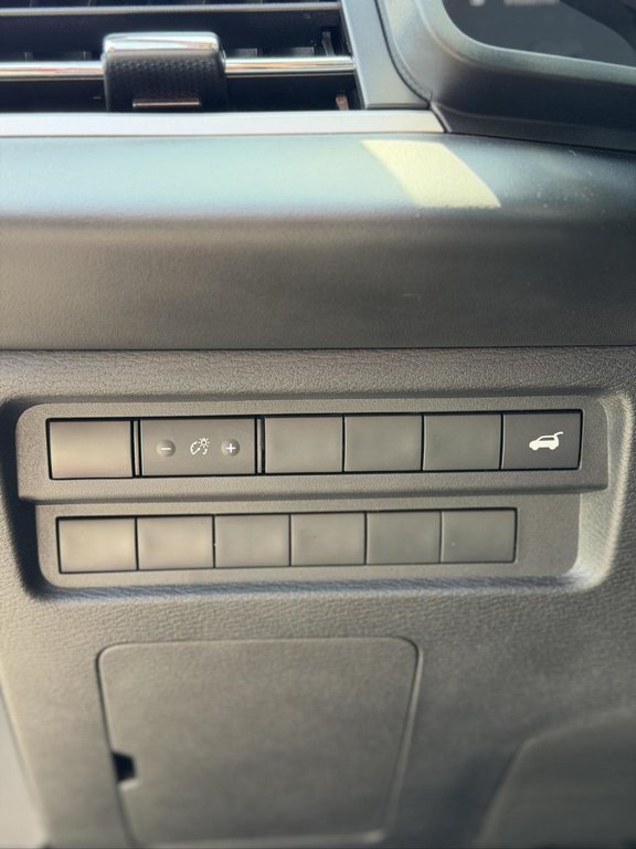 2024 Mitsubishi Outlander LE 7 Passagers in Terrebonne, Quebec - 11 - w1024h768px