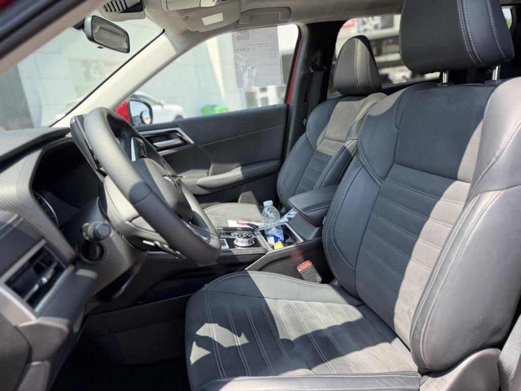 2024 Mitsubishi Outlander LE 7 Passagers in Terrebonne, Quebec - 9 - w1024h768px