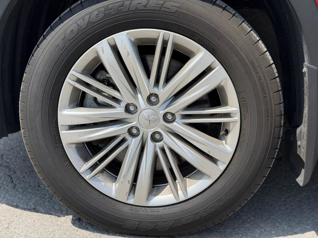 2024 Mitsubishi Outlander LE 7 Passagers in Terrebonne, Quebec - 25 - w1024h768px