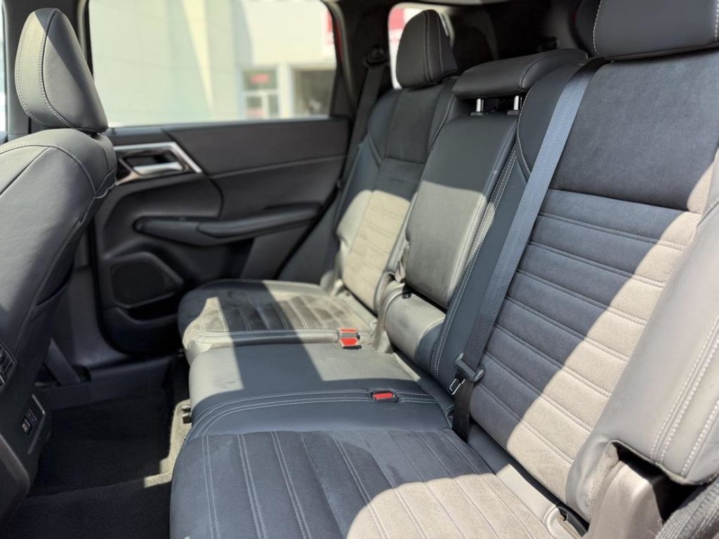 2024 Mitsubishi Outlander LE 7 Passagers in Terrebonne, Quebec - 21 - w1024h768px