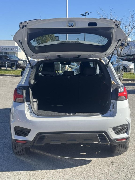 Mitsubishi RVR GT Cuir Toit Panoramique Bas Kilométrage 2022 à Terrebonne, Québec - 15 - w1024h768px