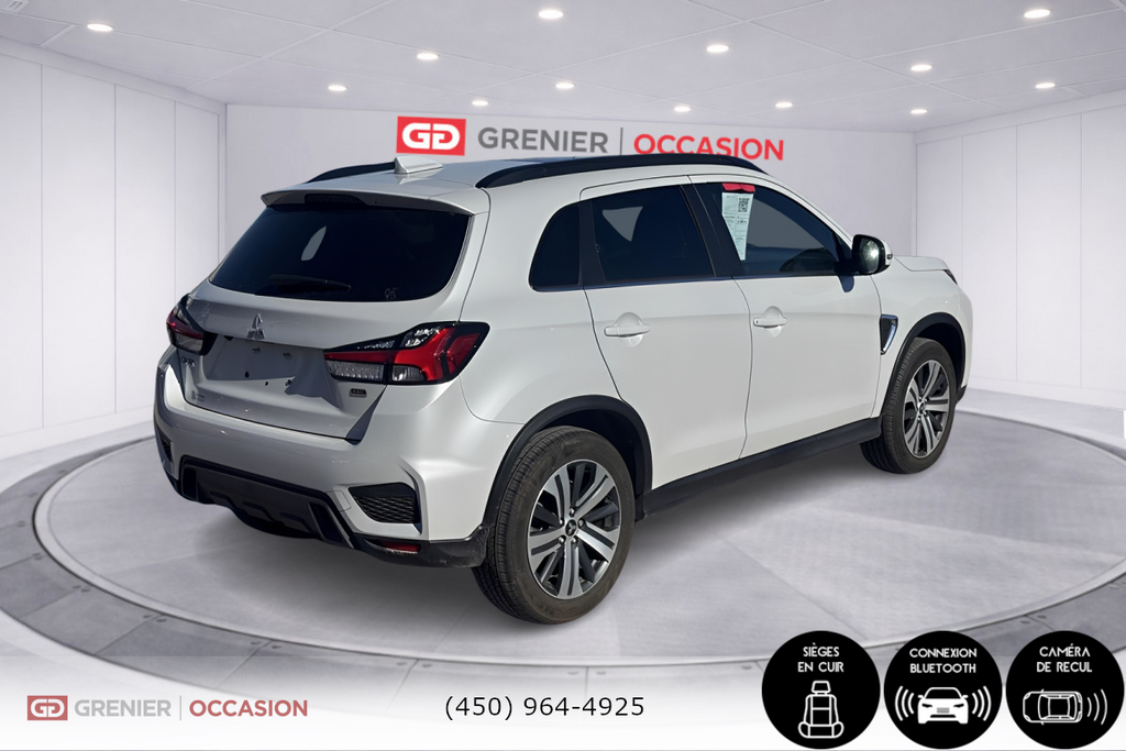 Mitsubishi RVR GT Cuir Toit Panoramique Bas Kilométrage 2022 à Terrebonne, Québec - 2 - w1024h768px