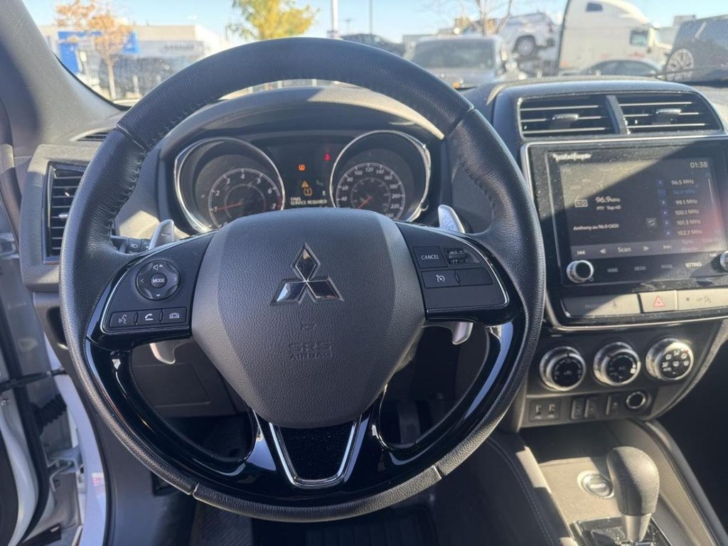 Mitsubishi RVR GT Cuir Toit Panoramique Bas Kilométrage 2022 à Terrebonne, Québec - 11 - w1024h768px