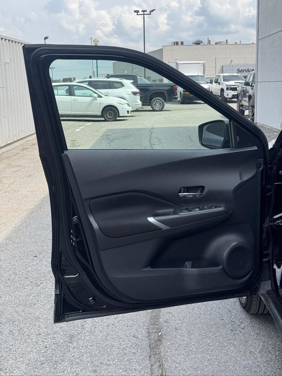 Nissan Kicks Play SV Caméra De Recul 2025 à Terrebonne, Québec - 7 - w1024h768px