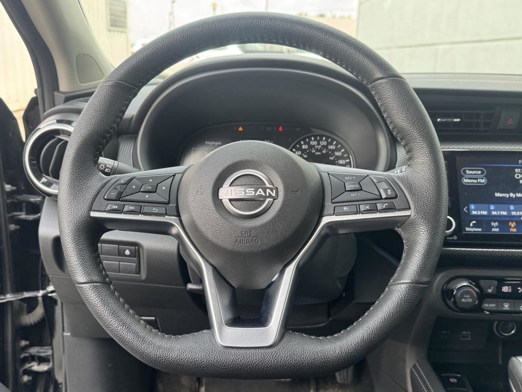 Nissan Kicks Play SV Caméra De Recul 2025 à Terrebonne, Québec - 9 - w1024h768px