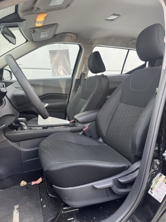 Nissan Kicks Play SV Caméra De Recul 2025 à Terrebonne, Québec - 8 - w1024h768px