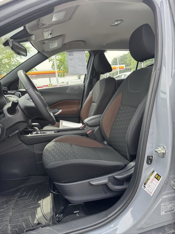 Nissan Kicks SR Caméra De Recul Bas Kilométrage 2021 à Terrebonne, Québec - 8 - w1024h768px