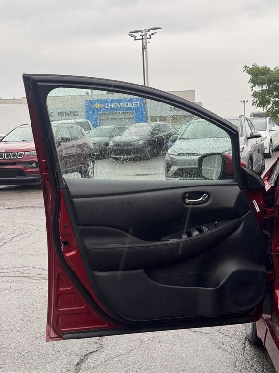 Nissan LEAF SV Plus Bas Kilométrage 2020 à Terrebonne, Québec - 7 - w1024h768px