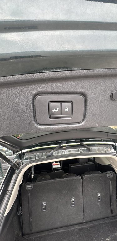 Nissan Pathfinder SL Cuir Toit Panoramique 2023 à Terrebonne, Québec - 17 - w1024h768px