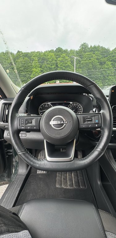 Nissan Pathfinder SL Cuir Toit Panoramique 2023 à Terrebonne, Québec - 12 - w1024h768px