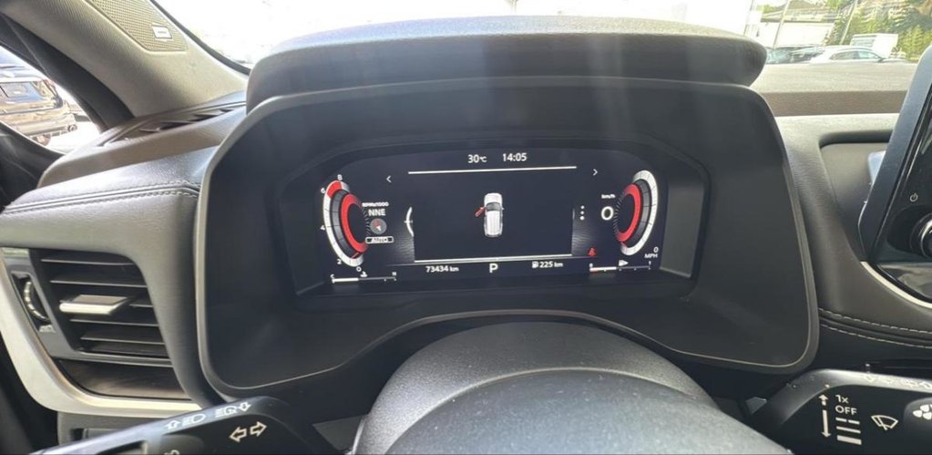 Nissan Rogue Platinum AWD Cuir Toit Panoramique Cuir 2022 à Terrebonne, Québec - 12 - w1024h768px