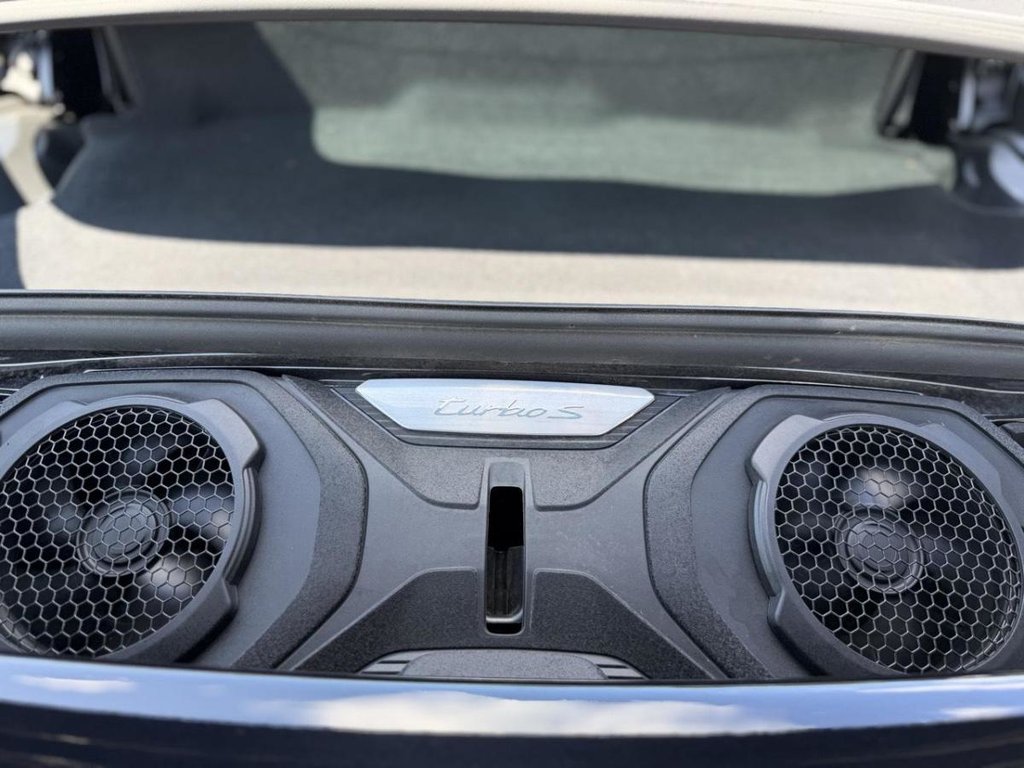 2023 Porsche 911 Turbo S Cabriolet PDK in Terrebonne, Quebec - 21 - w1024h768px