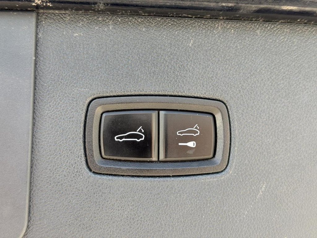 2019 Porsche Cayenne E-Hybrid Toit Panoramique Cuir in Terrebonne, Quebec - 24 - w1024h768px