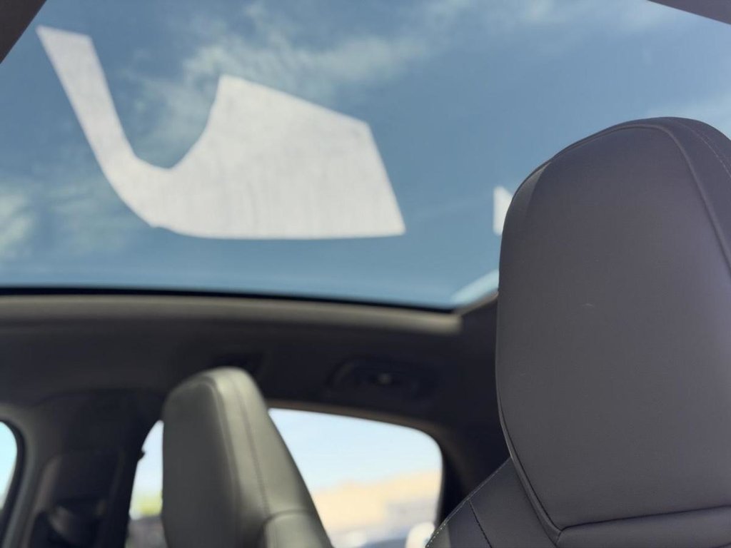 2021 Porsche Cayenne Coupe AWD Cuir Bas Kilométrage in Terrebonne, Quebec - 10 - w1024h768px