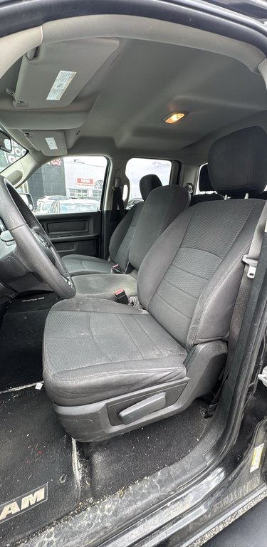 Ram 1500 Classic Express Crew Cab V6 2019 à Terrebonne, Québec - 9 - w1024h768px