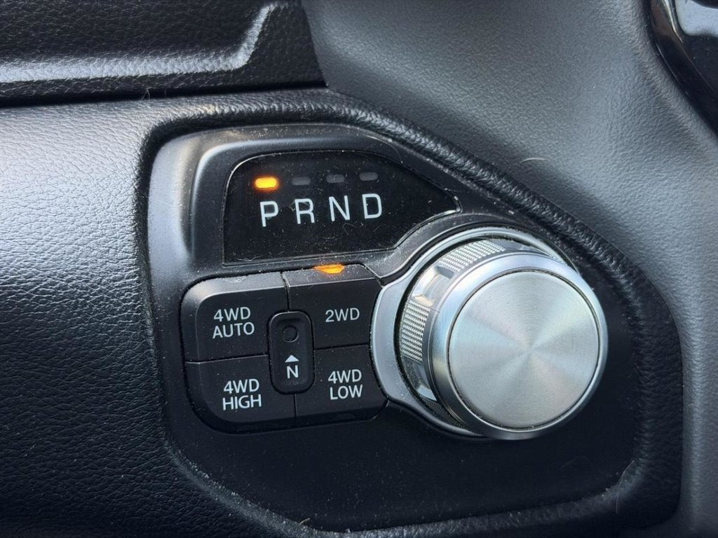 2022 Ram 1500 Sport Écran 12 Pouce Harmon Kardon Crew in Terrebonne, Quebec - 17 - w1024h768px