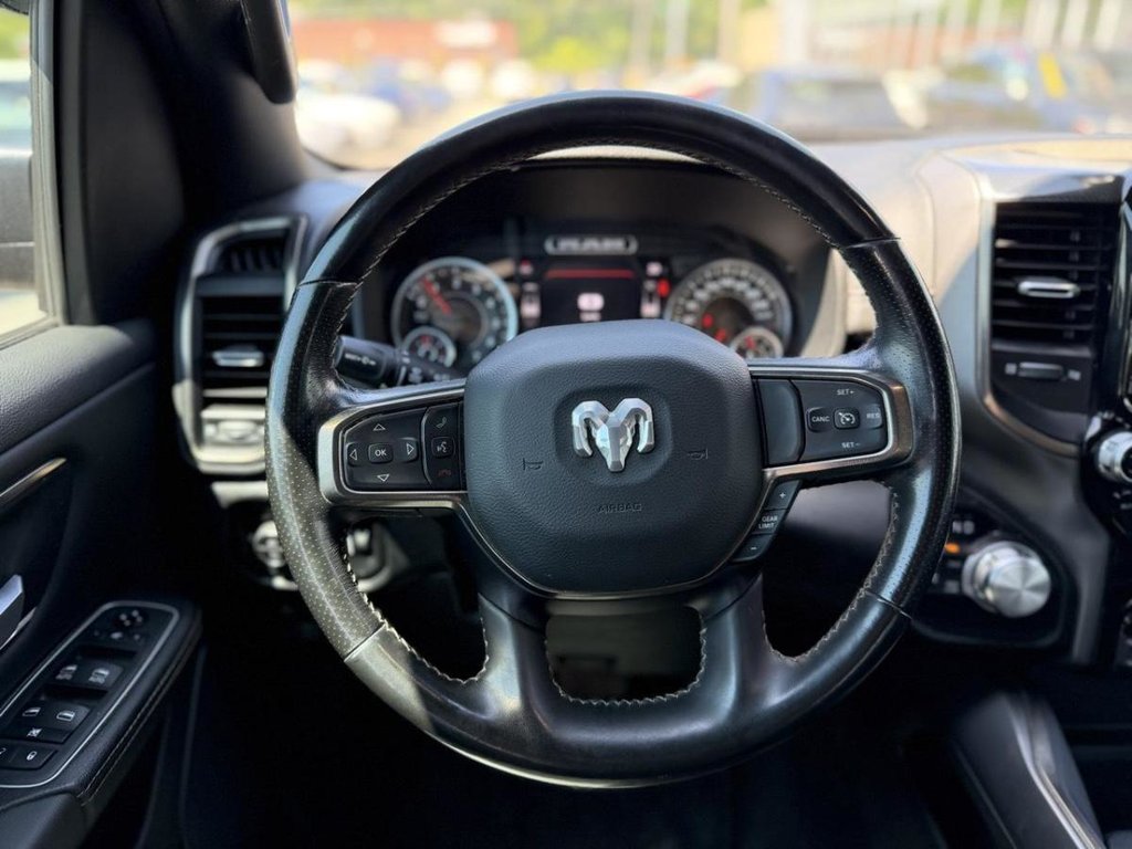 2022 Ram 1500 Sport Écran 12 Pouce Harmon Kardon Crew in Terrebonne, Quebec - 18 - w1024h768px