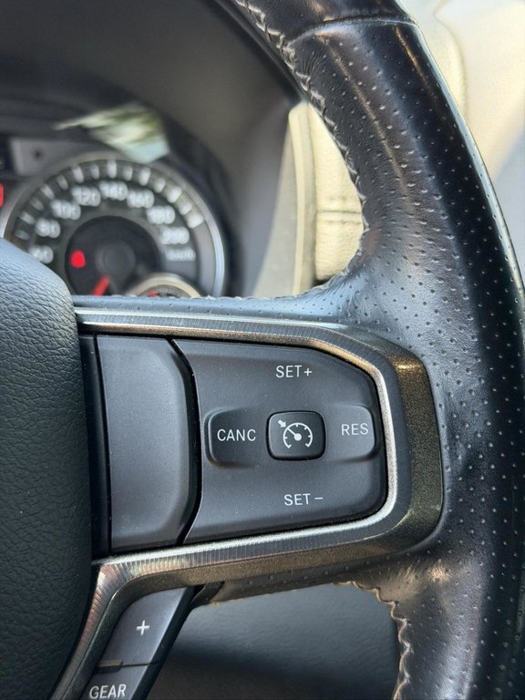 2022 Ram 1500 Sport Écran 12 Pouce Harmon Kardon Crew in Terrebonne, Quebec - 12 - w1024h768px