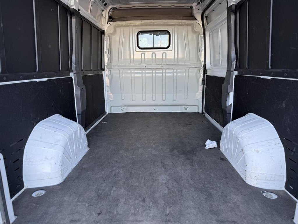 2024 Ram ProMaster 2500 Hi Roof in Terrebonne, Quebec - 19 - w1024h768px