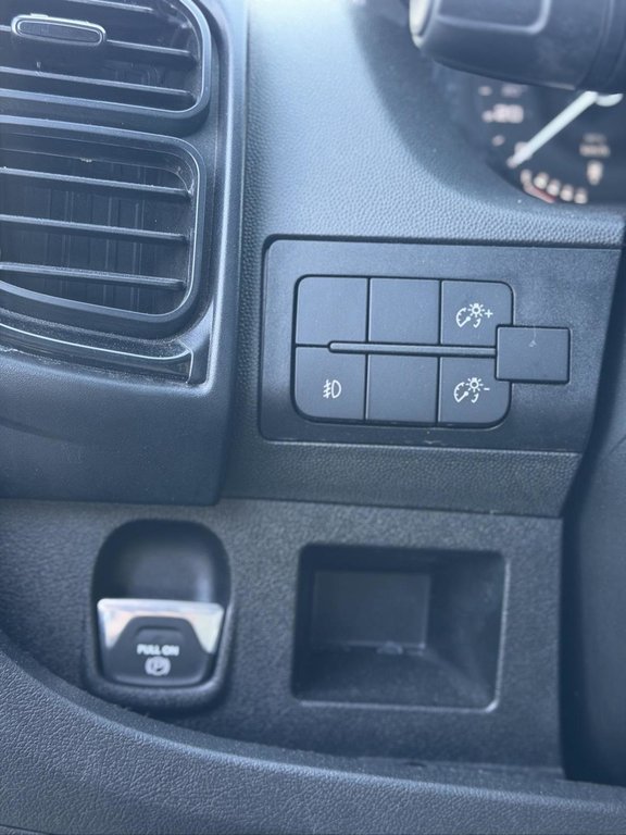 2024 Ram ProMaster 2500 Hi Roof in Terrebonne, Quebec - 9 - w1024h768px
